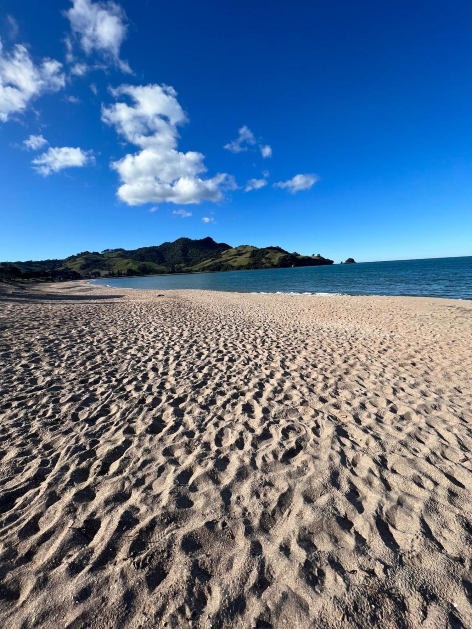 Private by the beach Hotell Whitianga Eksteriør bilde